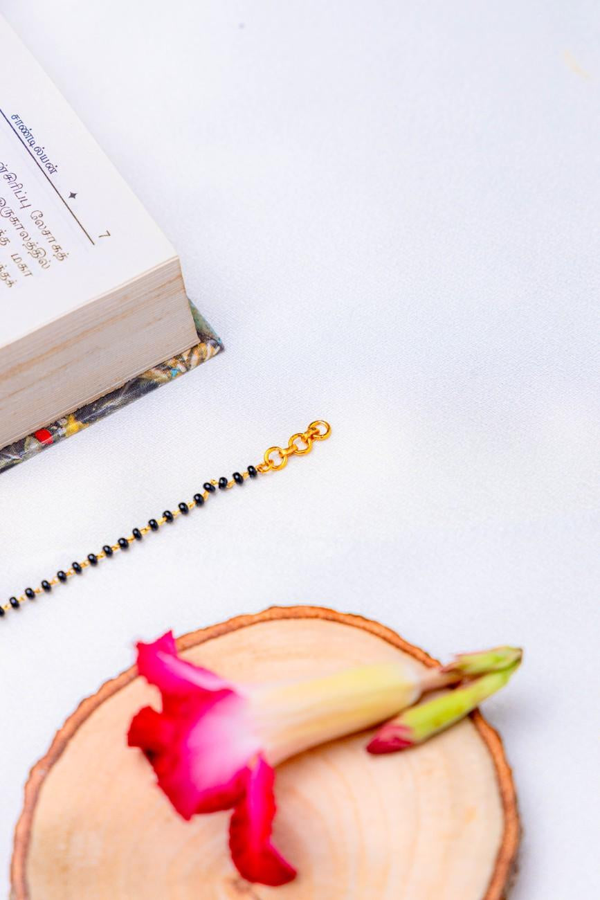 Black Bead Lotus Bracelet