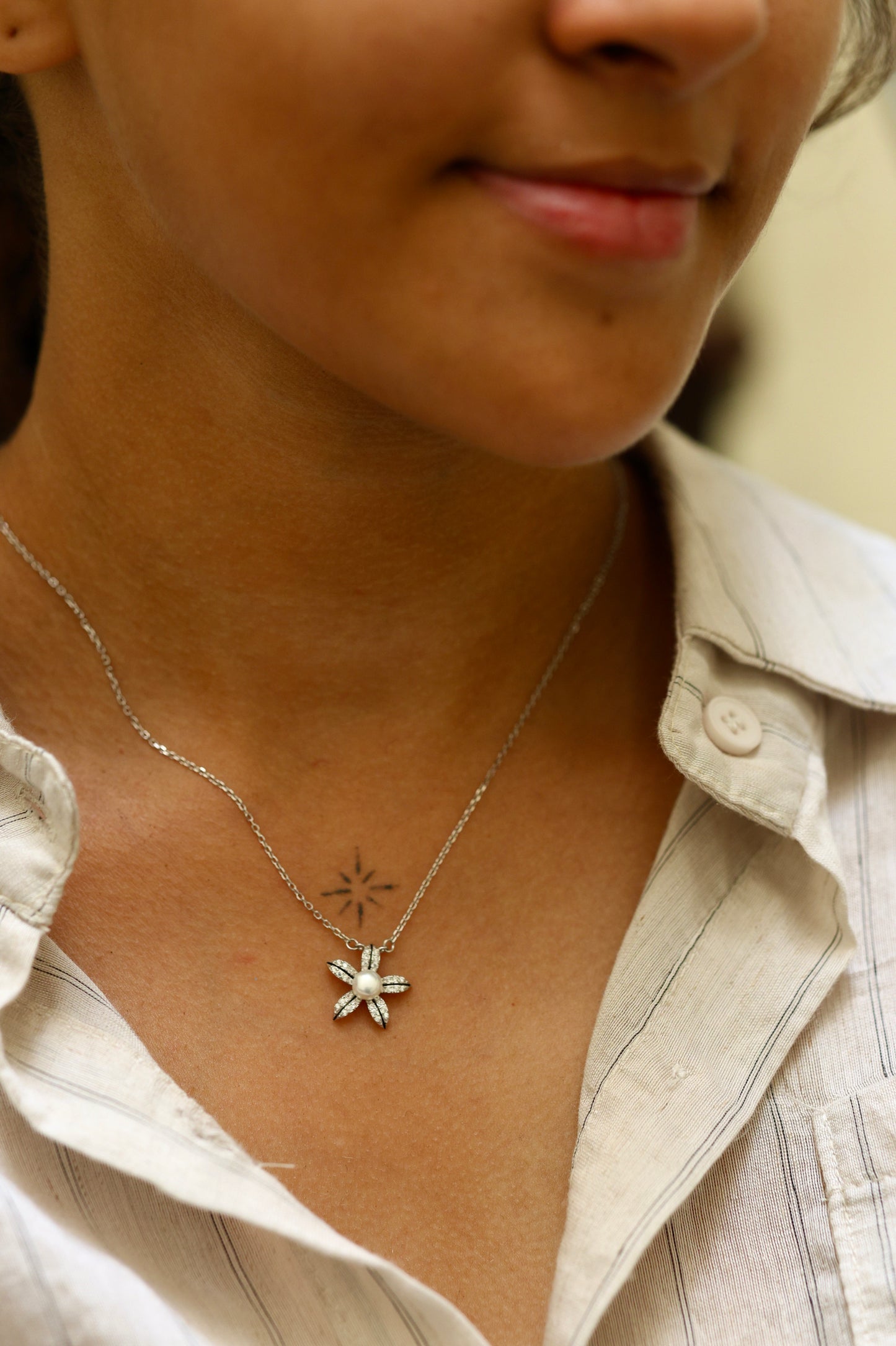 Floral Pendant Necklace