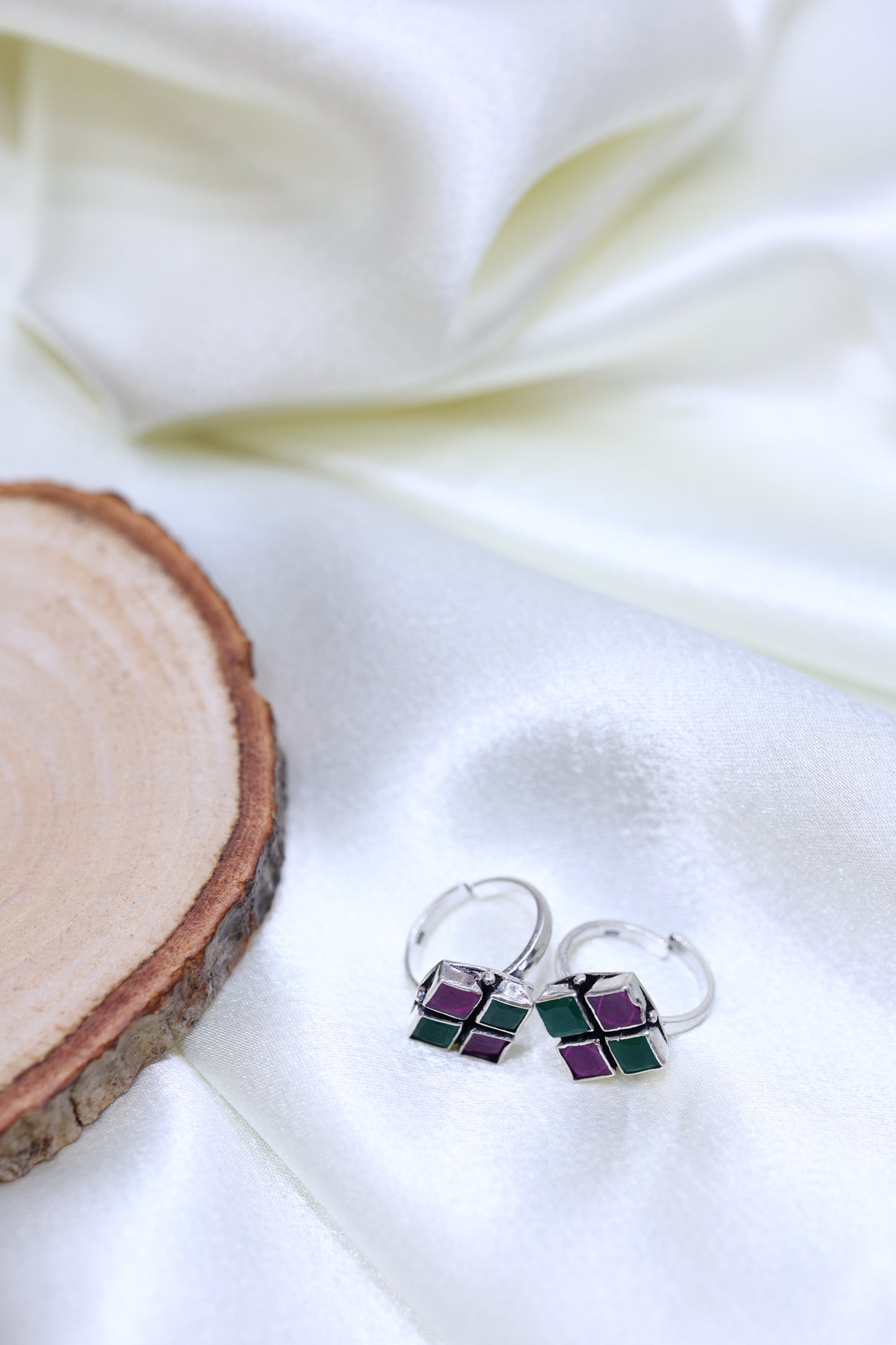 Purple Square Stone Toe Rings in Sterling Silver