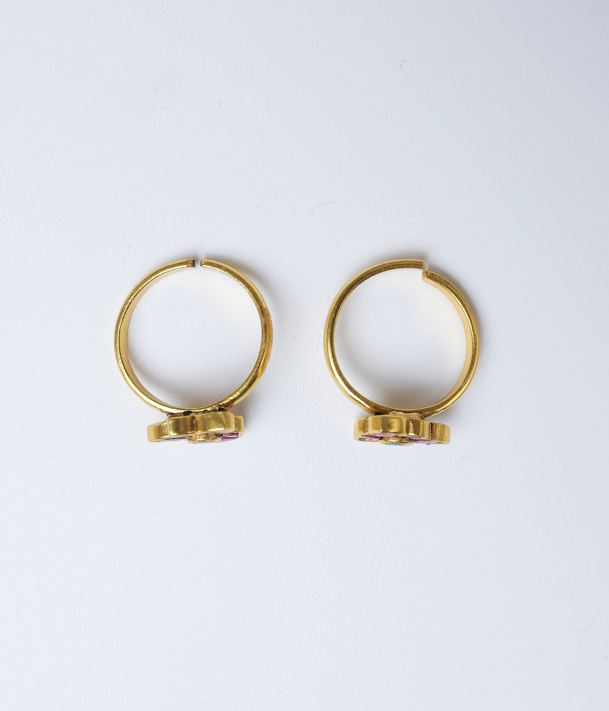 Gold Plated Ruby Green Stone Floral 92.5 Silver Toe Ring