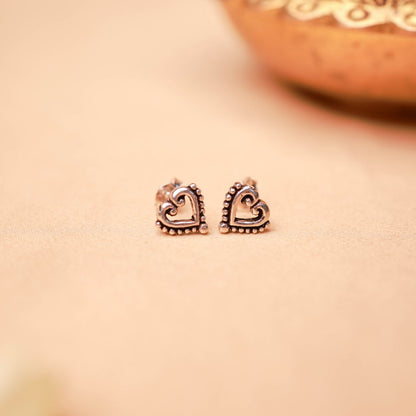 92.5 sterling silver ornate heart stud earrings minimalist everyday jewellery.
