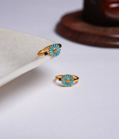 Blue Daisy Gold-Plated Toe Ring