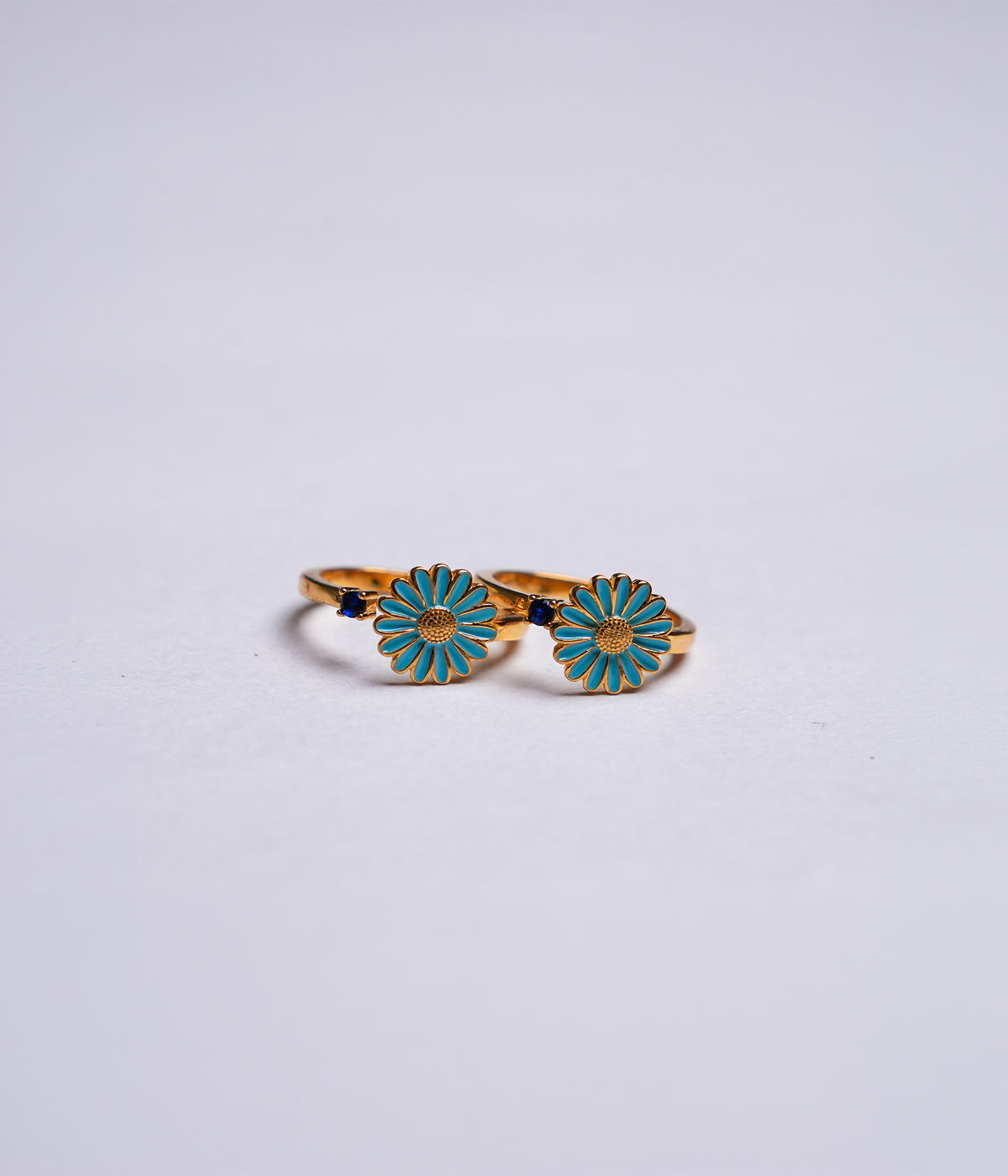 Blue Daisy Gold-Plated Toe Ring