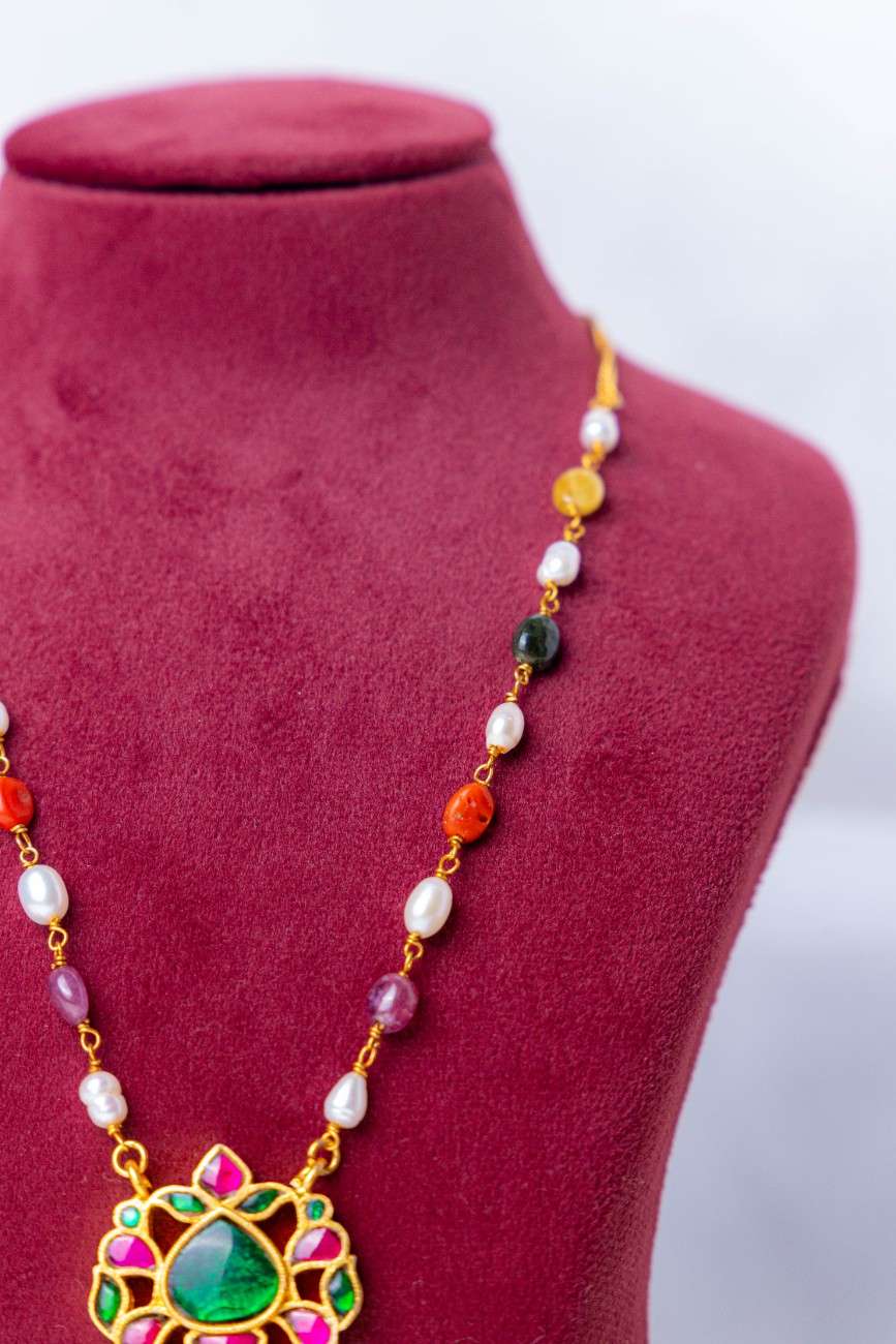 Kundan Pendant Necklace with Pearls and Multi-Color Gemstone Beads