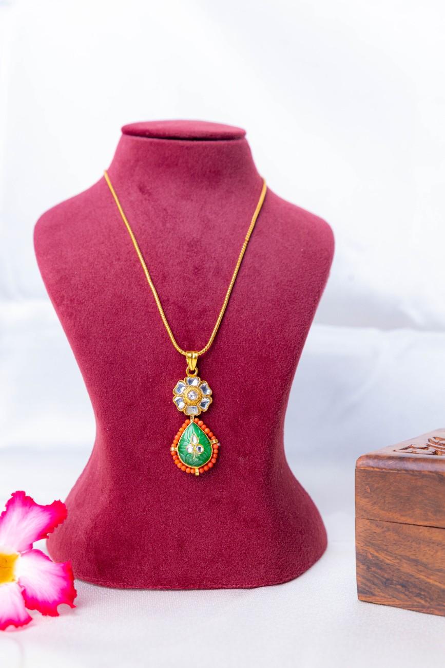 92.5 Sterling Silver Handcrafted Green Stone Kundan Pendant Necklace.