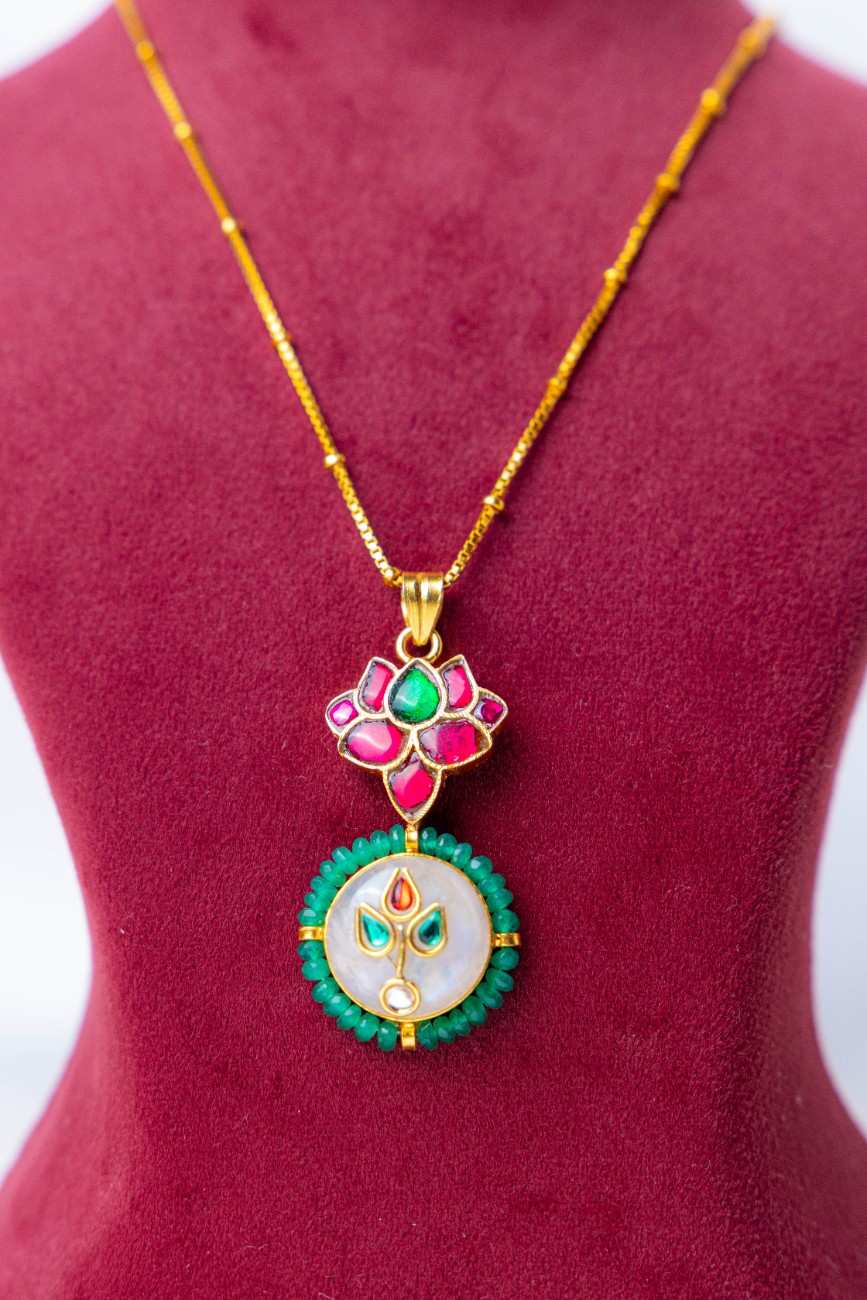 Lotus Motif Pendant Necklace