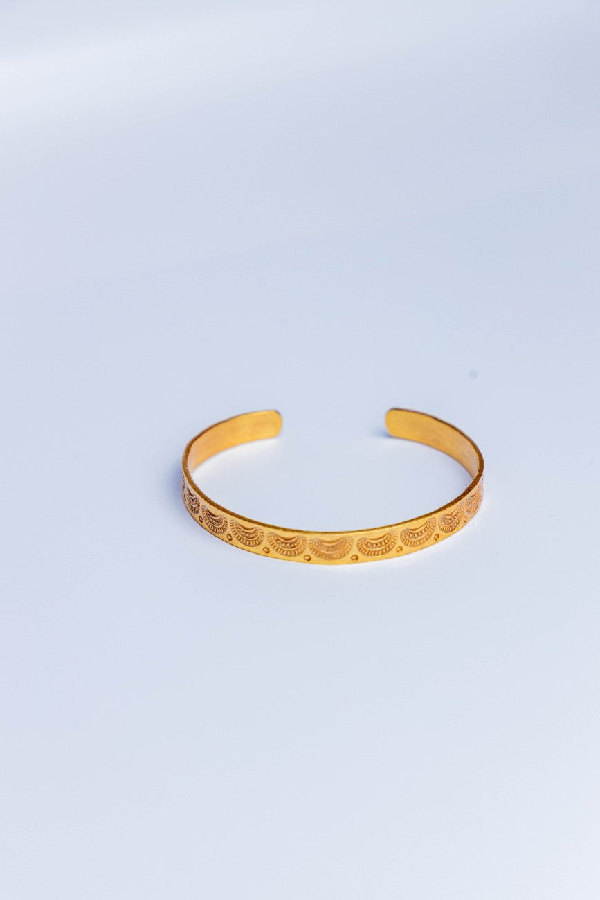 Traditional Gold-Tone Gadi Bangle