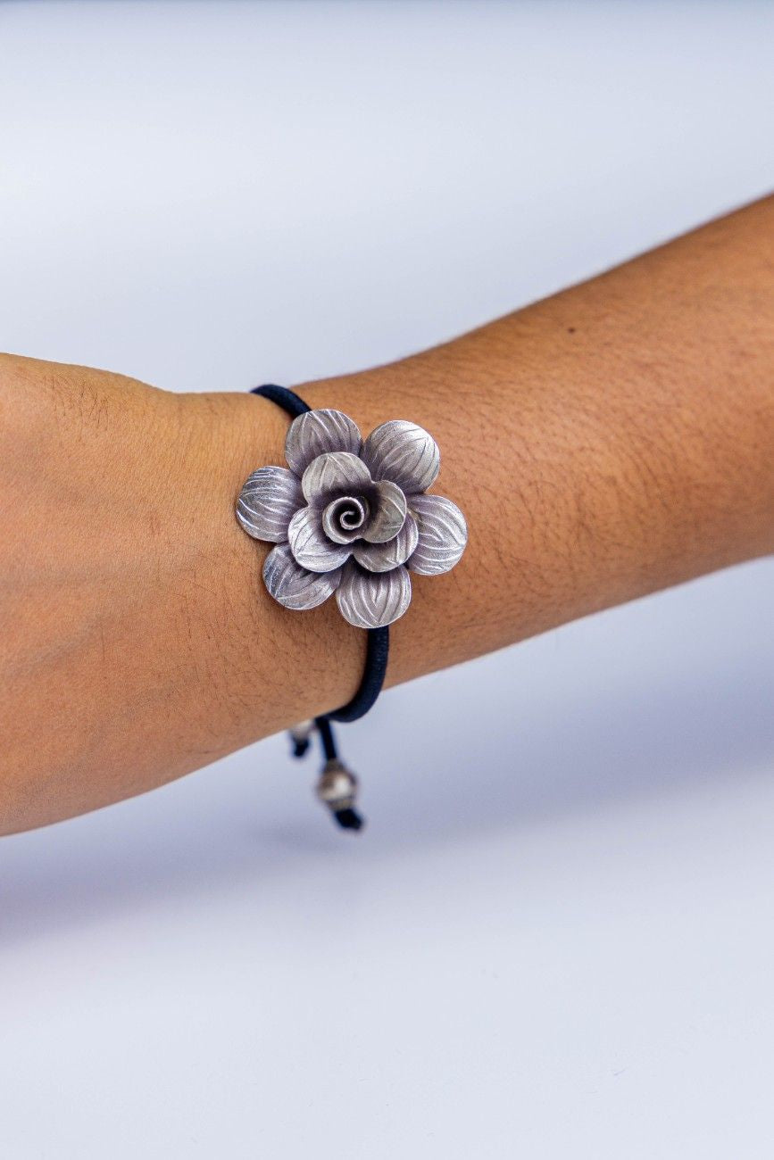 Two-in-One Silver Floral Hairband & Bracelet