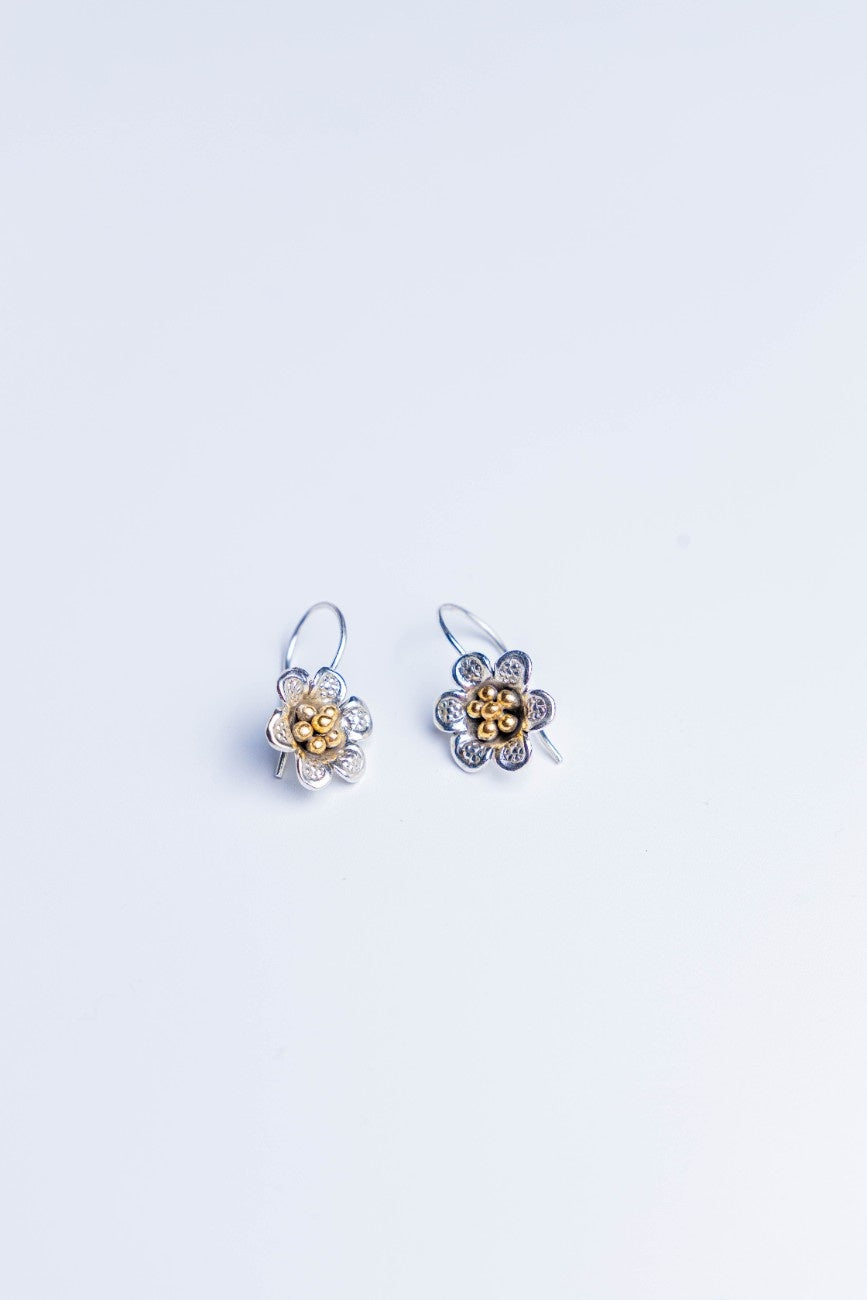 Handcrafted Dual-Tone Floral Silver Earrings
