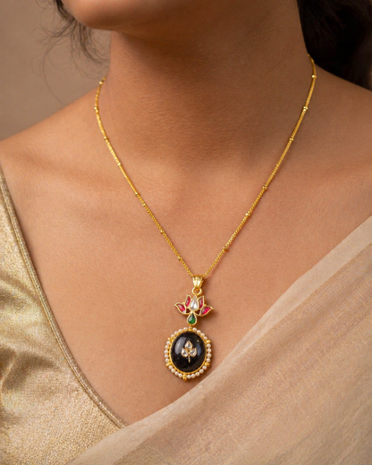 Gold-Plated Lotus Kundan Pendant Necklace with Pearls