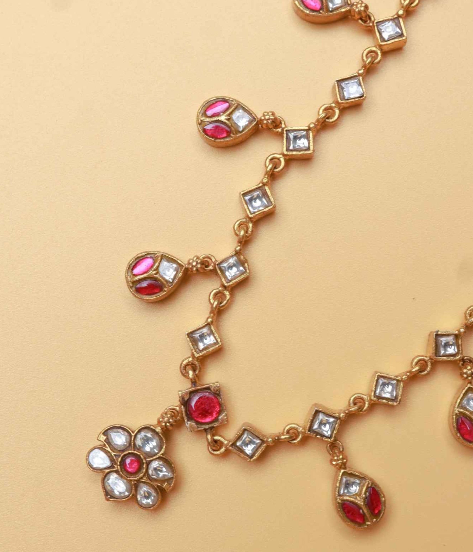 Luxury-silver-jewellery-necklace-Madurai.jpg