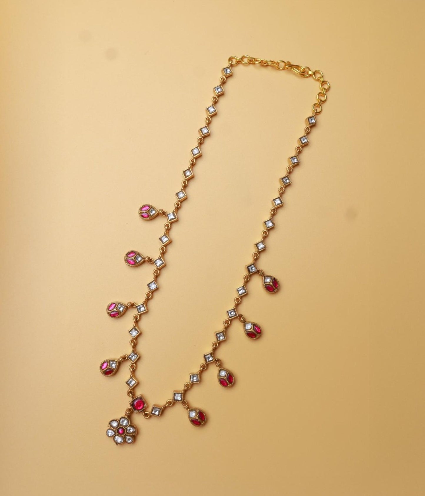Exquisite-silver-jewellery-necklace-Madurai.jpg