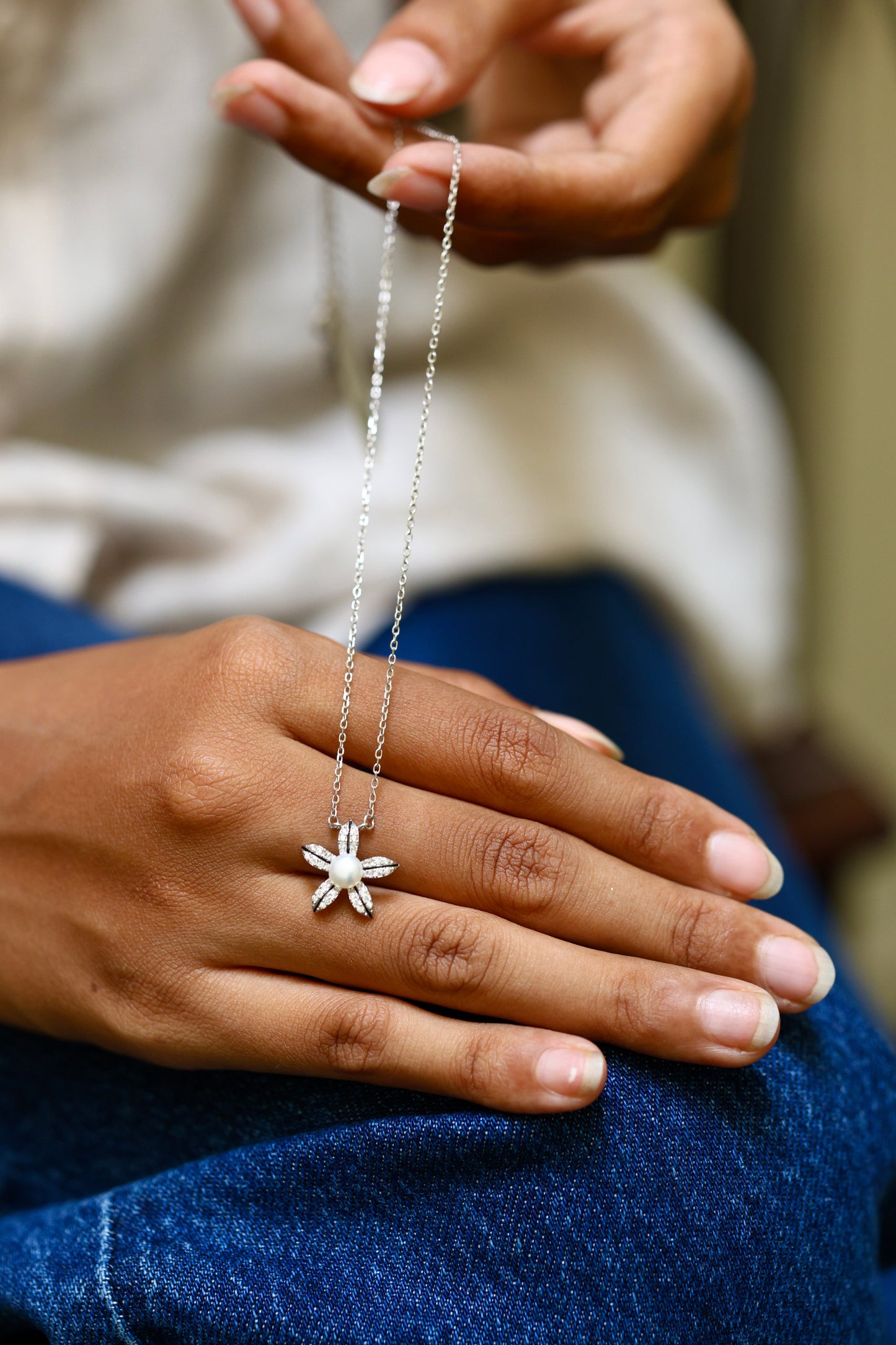 Floral Pendant Necklace