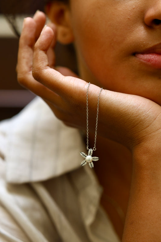 Floral Pendant Necklace