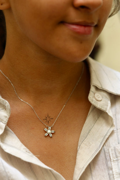 Floral Pendant Necklace
