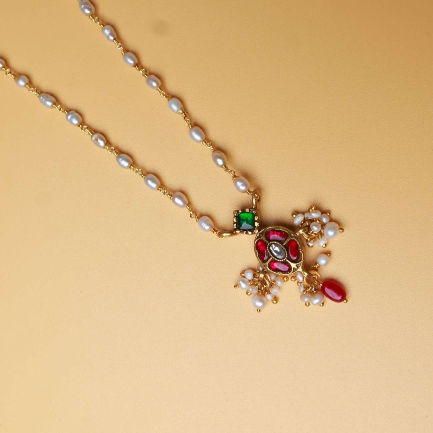 Exquisite-silver-jewellery-necklace-Madurai.jpg