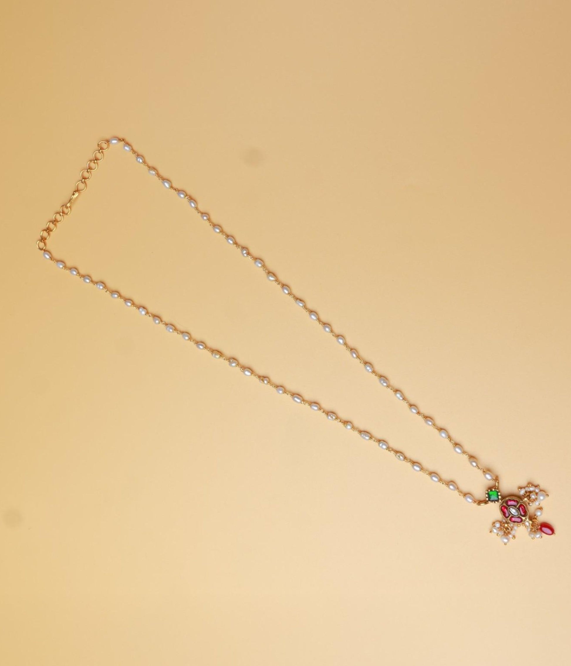 Handcrafted-silver-jewellery-necklace-Madurai.jpg