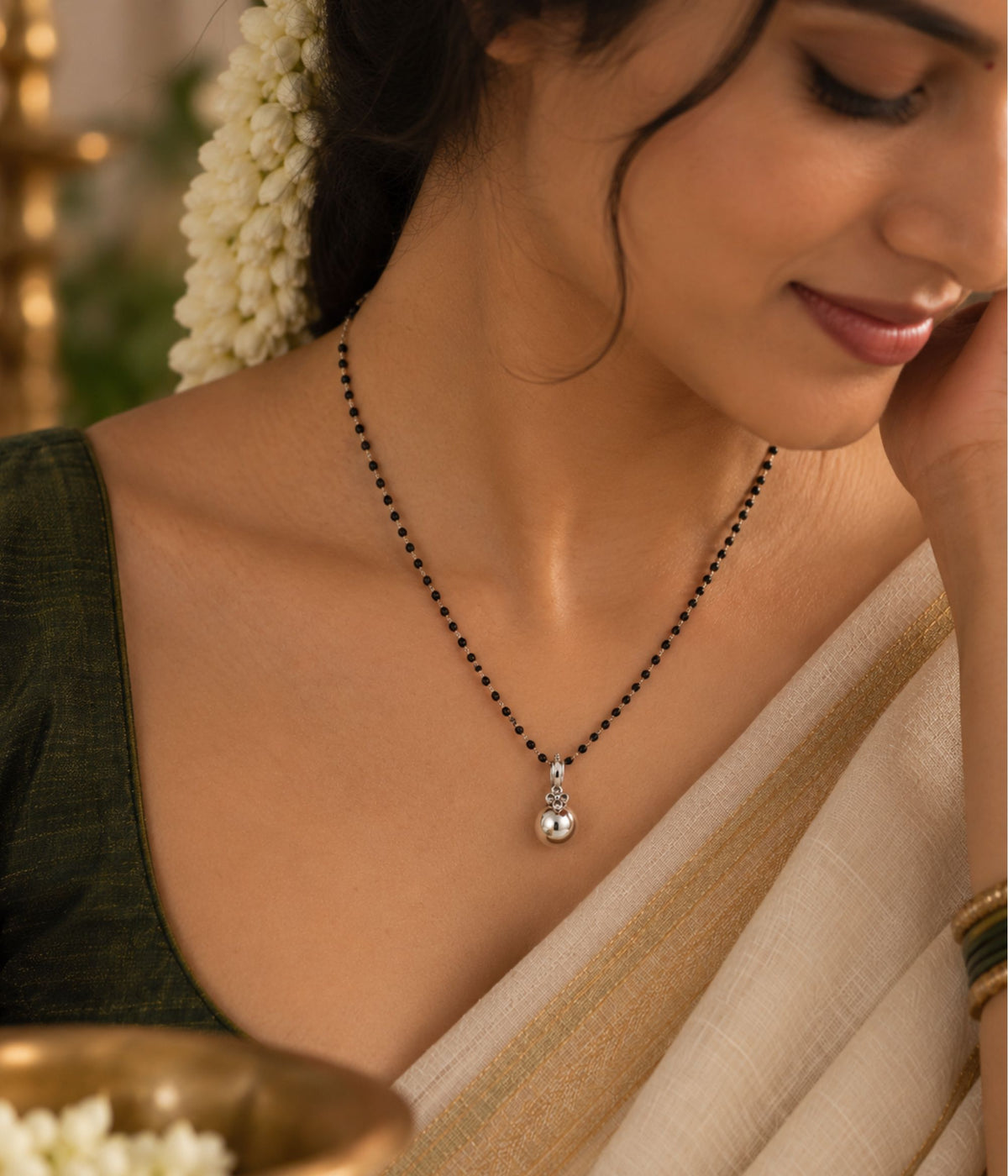 Classic Kuli Pottu Silver pendant & Black Bead Chain