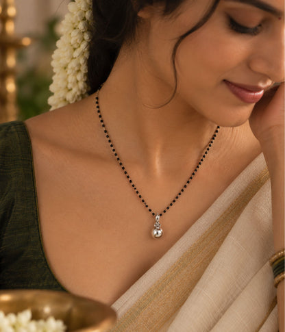 Classic Kuli Pottu Silver pendant & Black Bead Chain