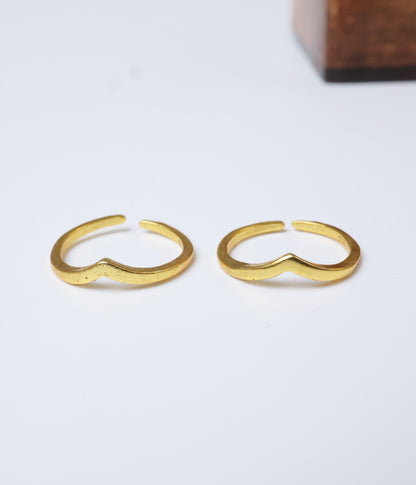 Classic Wave Gold-Plated 92.5 Silver Toe Ring