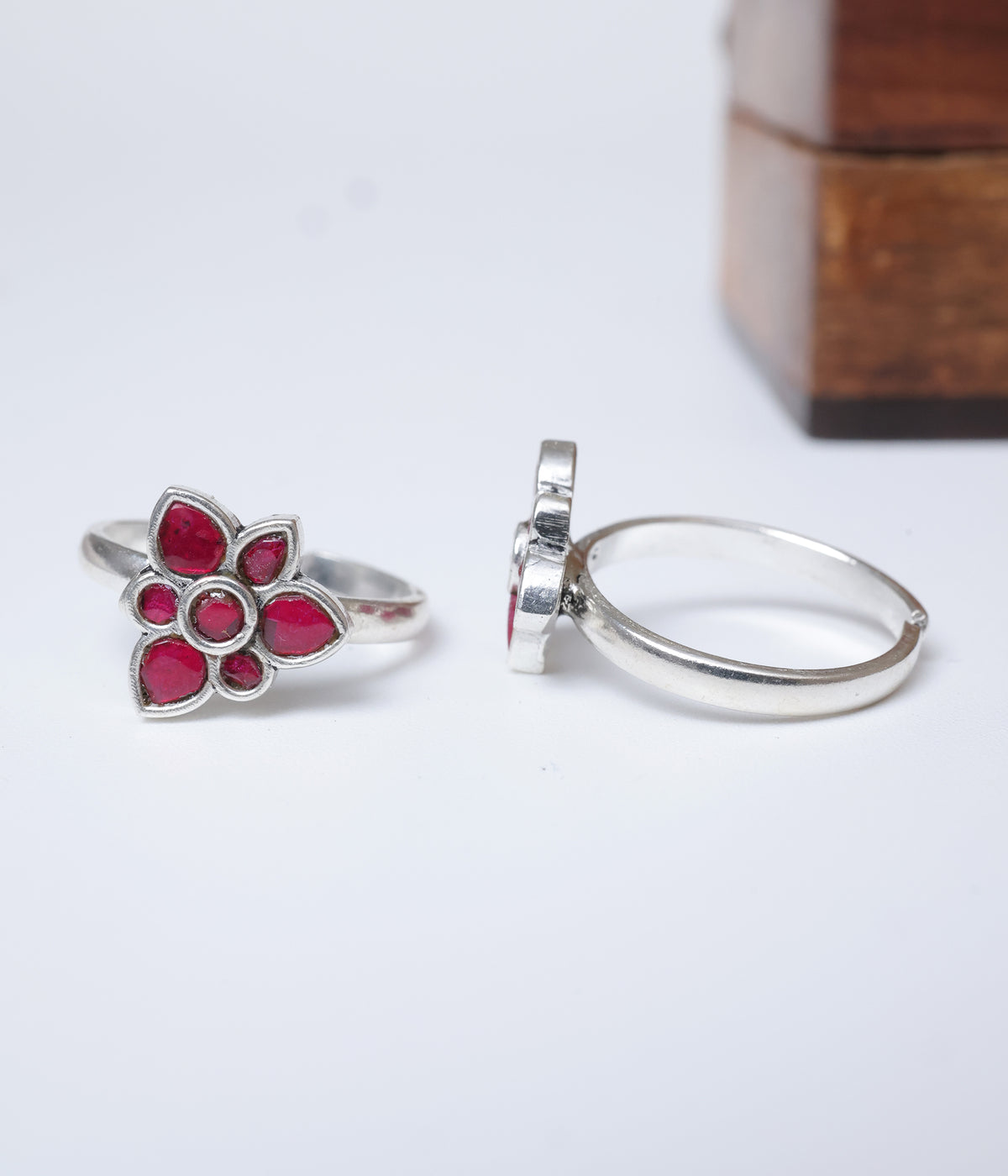Ruby Bloom 92.5 Silver Toe Ring