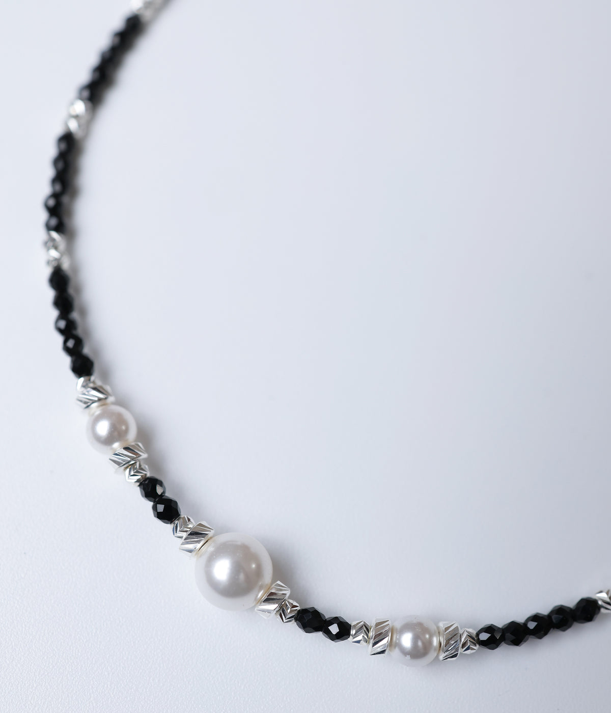 Black Beaded Anklet with Pearl Accents