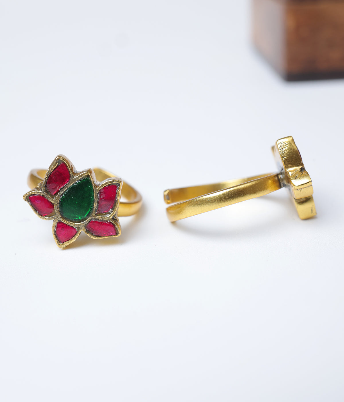 Ruby & Emerald Lotus Gold-Plated Toe Ring