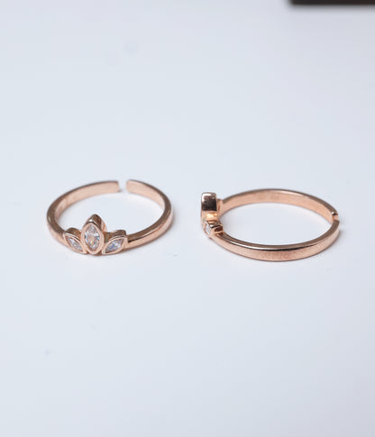 Triple Leaf CZ 92.5 Silver Toe Ring